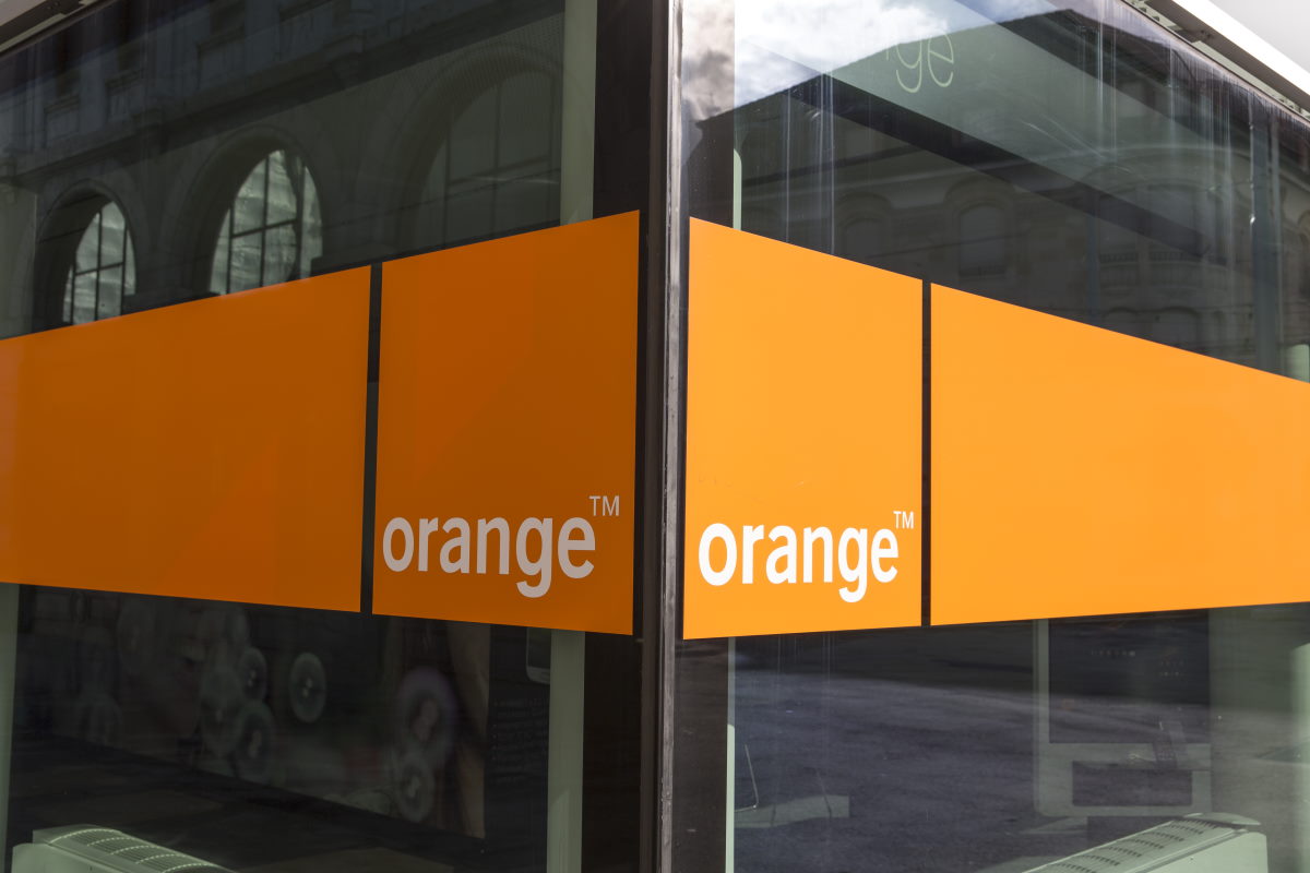 Orange perd des abonnés internet fixe mais augmente son chiffre d'affaires